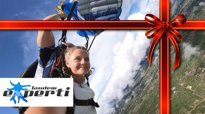Uskrs na adrenalinski način – poklon bon za skok padobranom